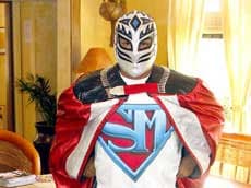 Surge "Super Mojado" para Luchar por Derechos de Inmigrantes