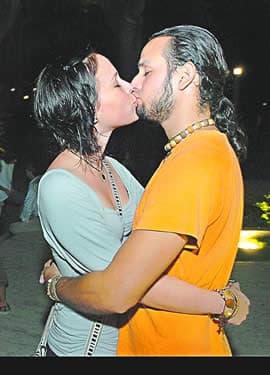Algunos de los Besos en el Malecon