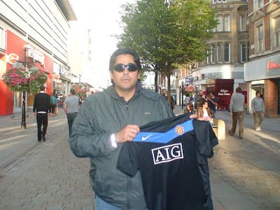 Valencia hace ruido en Manchester