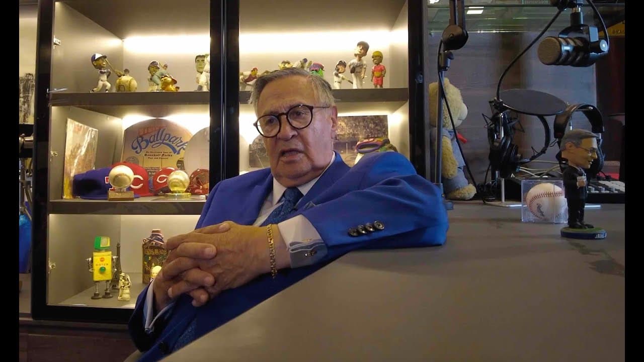 Jaime Jarrin en el estudio Duplar